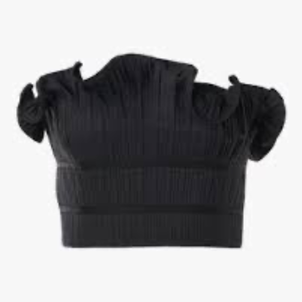 AMUR Oriel Top in Black (size small)